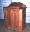 pulpit2.jpg (56081 bytes)